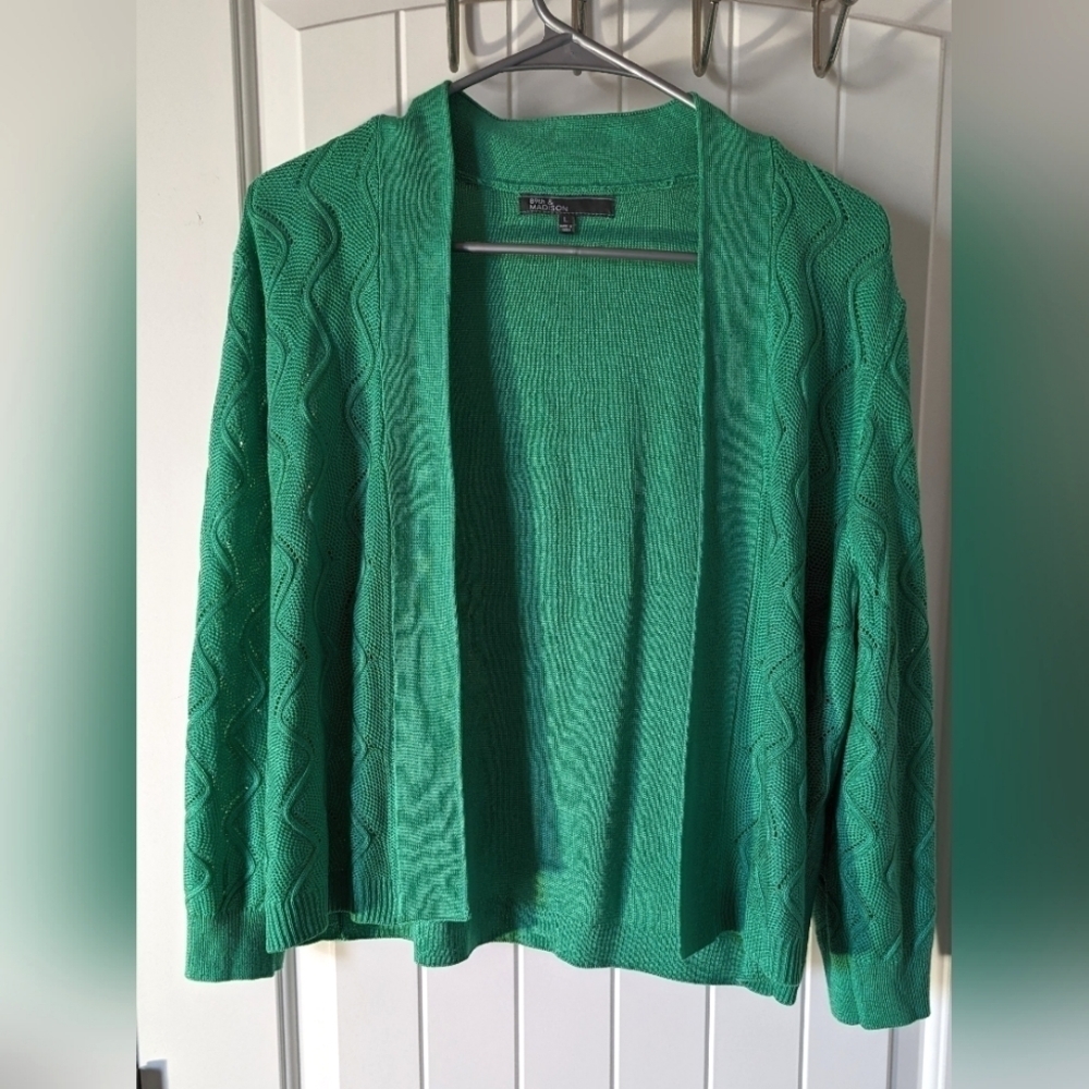89th & Madison Green Shrug Cardigan Size Large lightweight